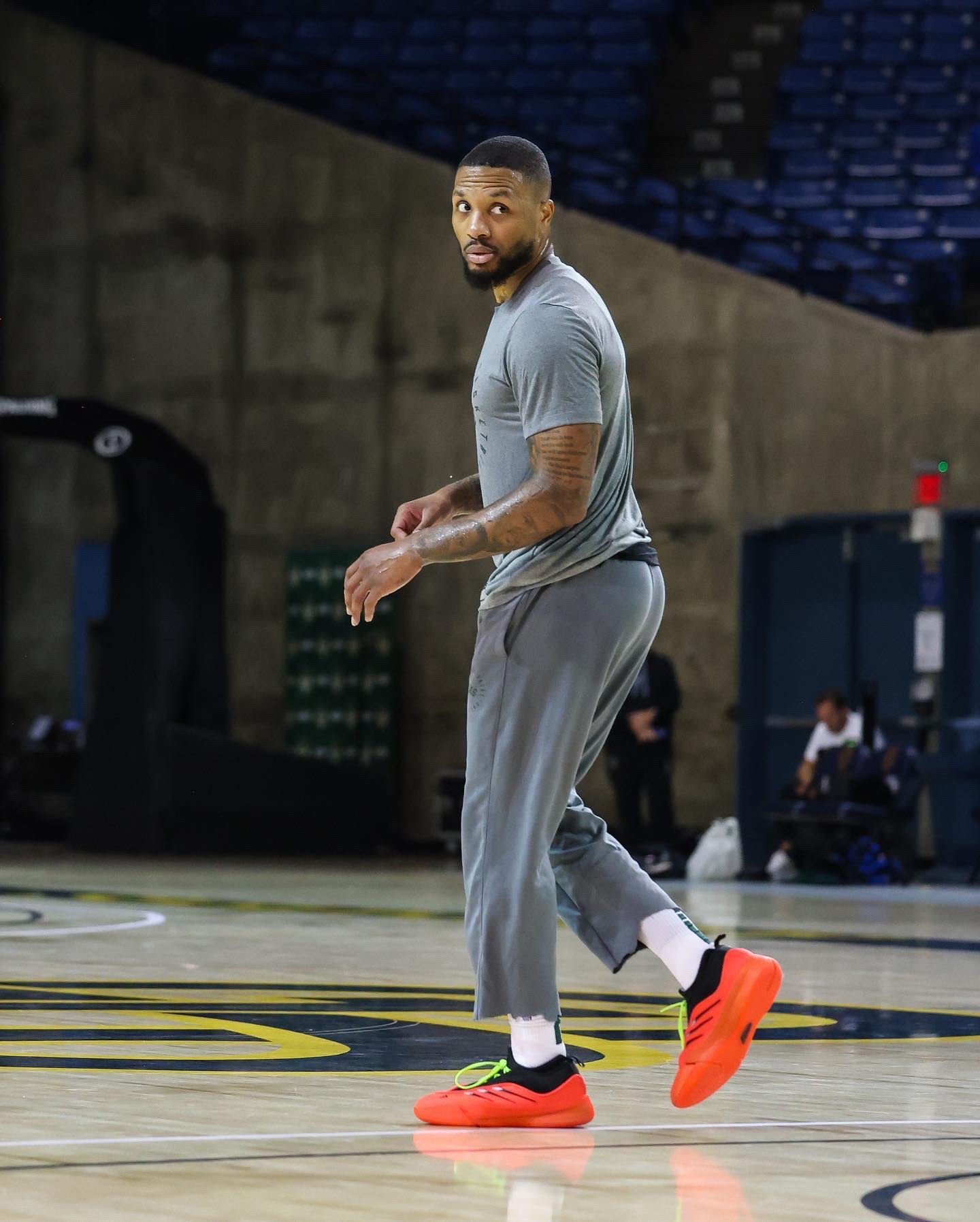 南宫娱乐-关于集结日密尔沃基雄鹿备战荷甲，内部沟通细节曝光，引发热议，训练强度明显提升的信息